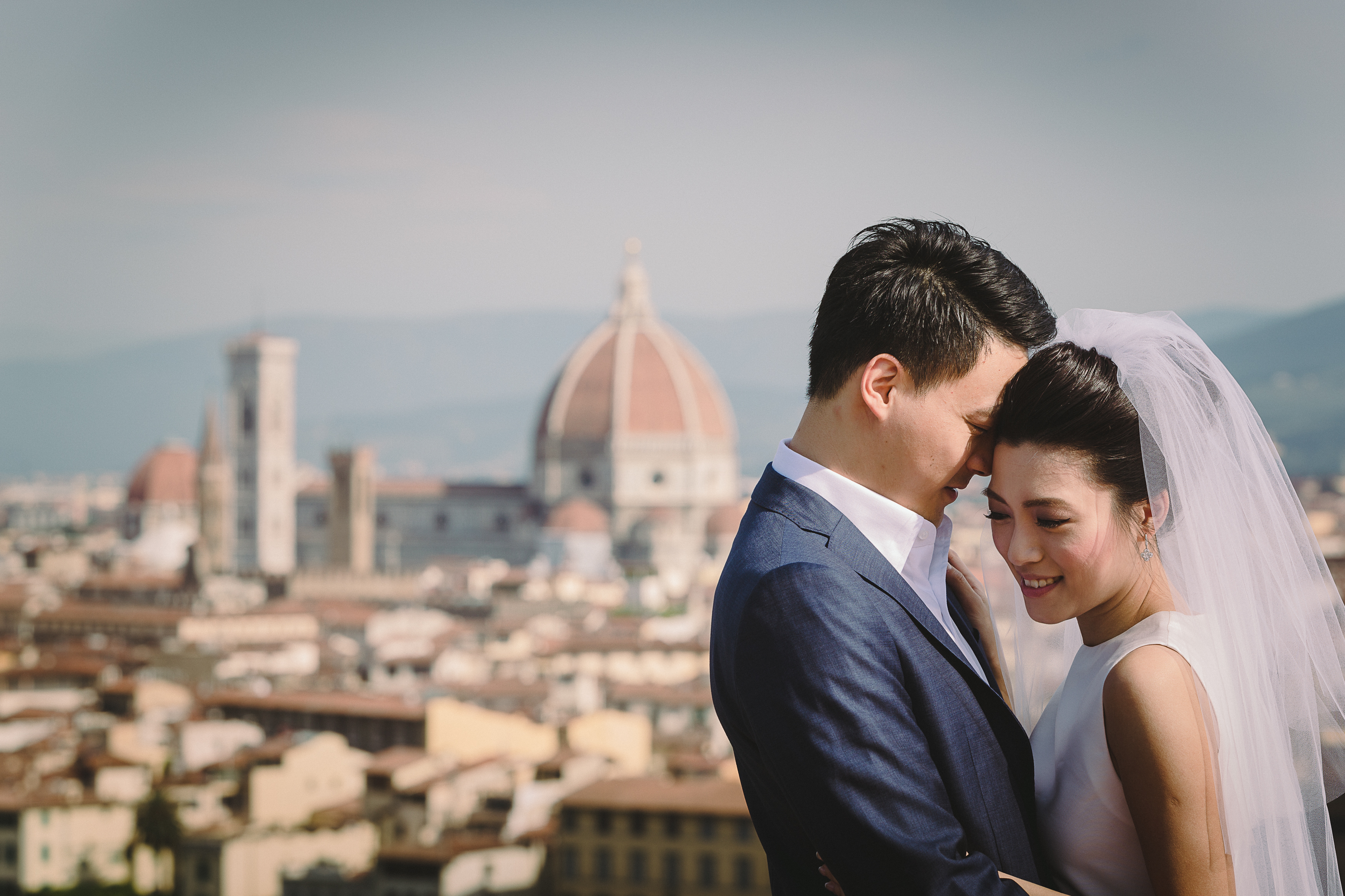 Elena Foresto Photographer Engagement in Tuscany