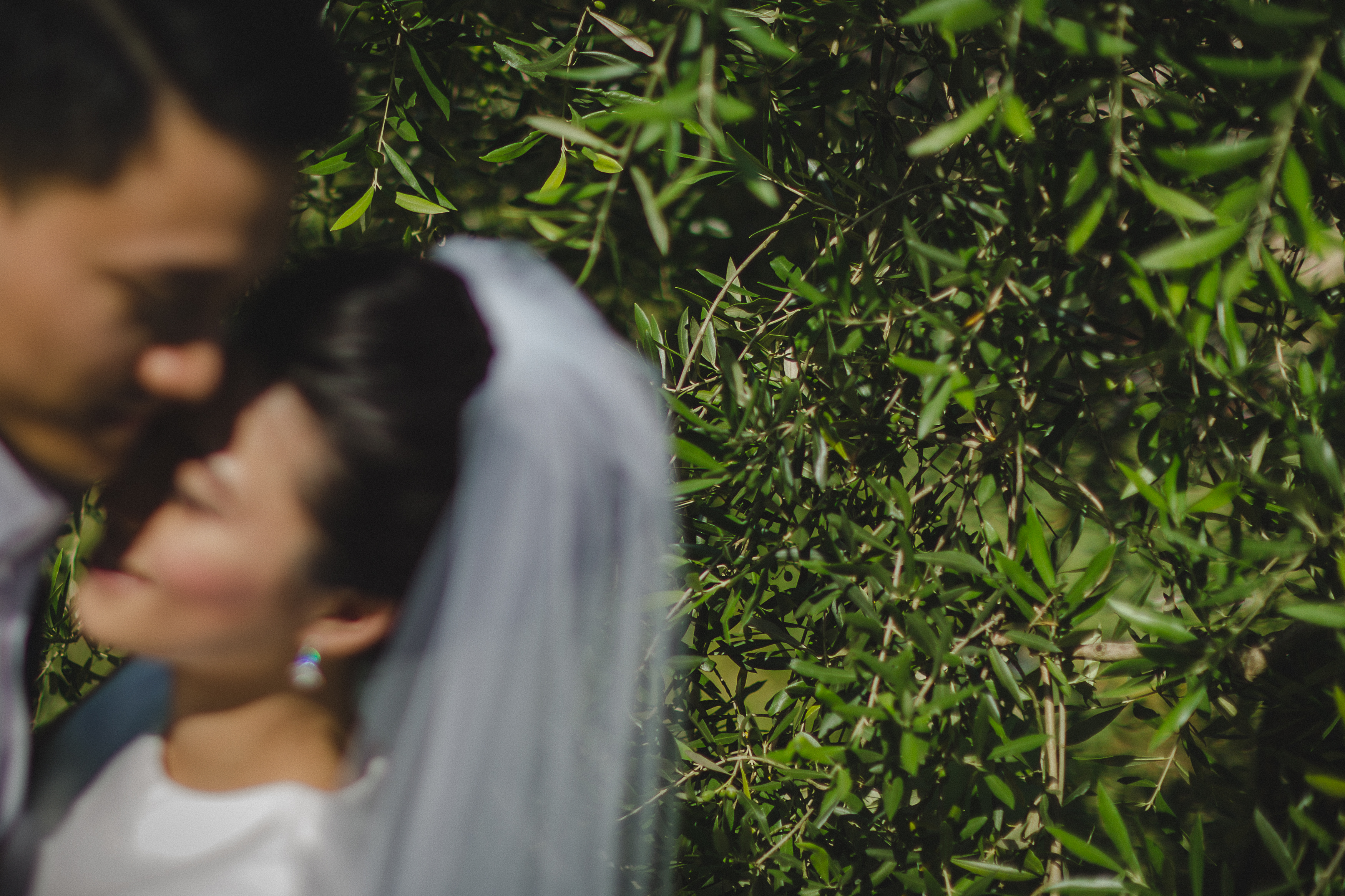 Elena Foresto Photographer Engagement in Tuscany