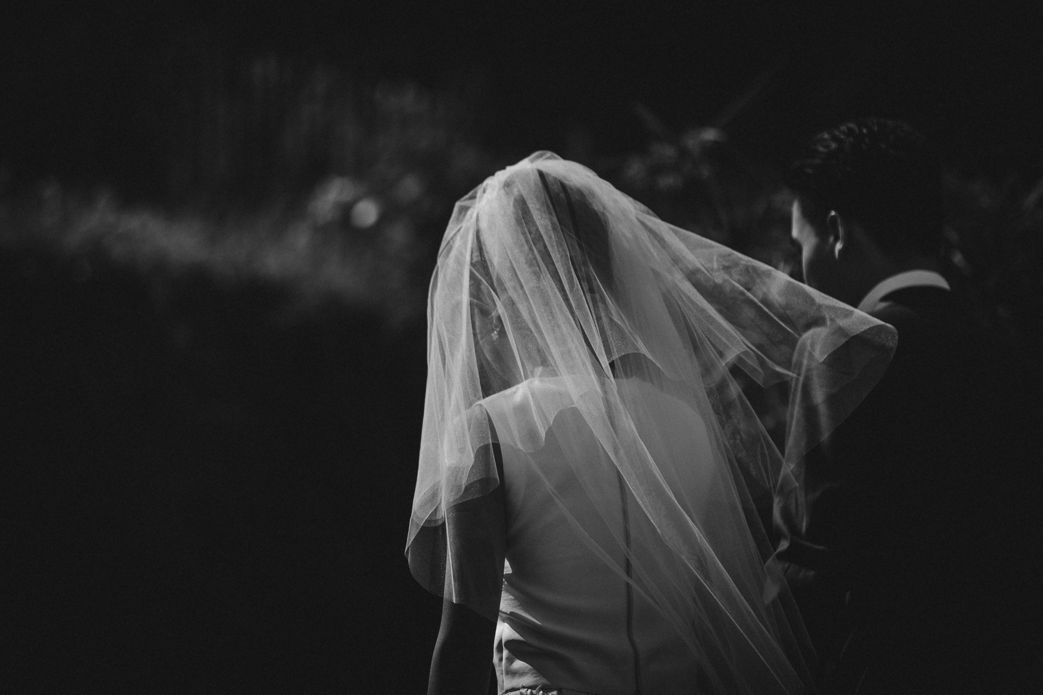 Elena Foresto Photographer Engagement in Tuscany