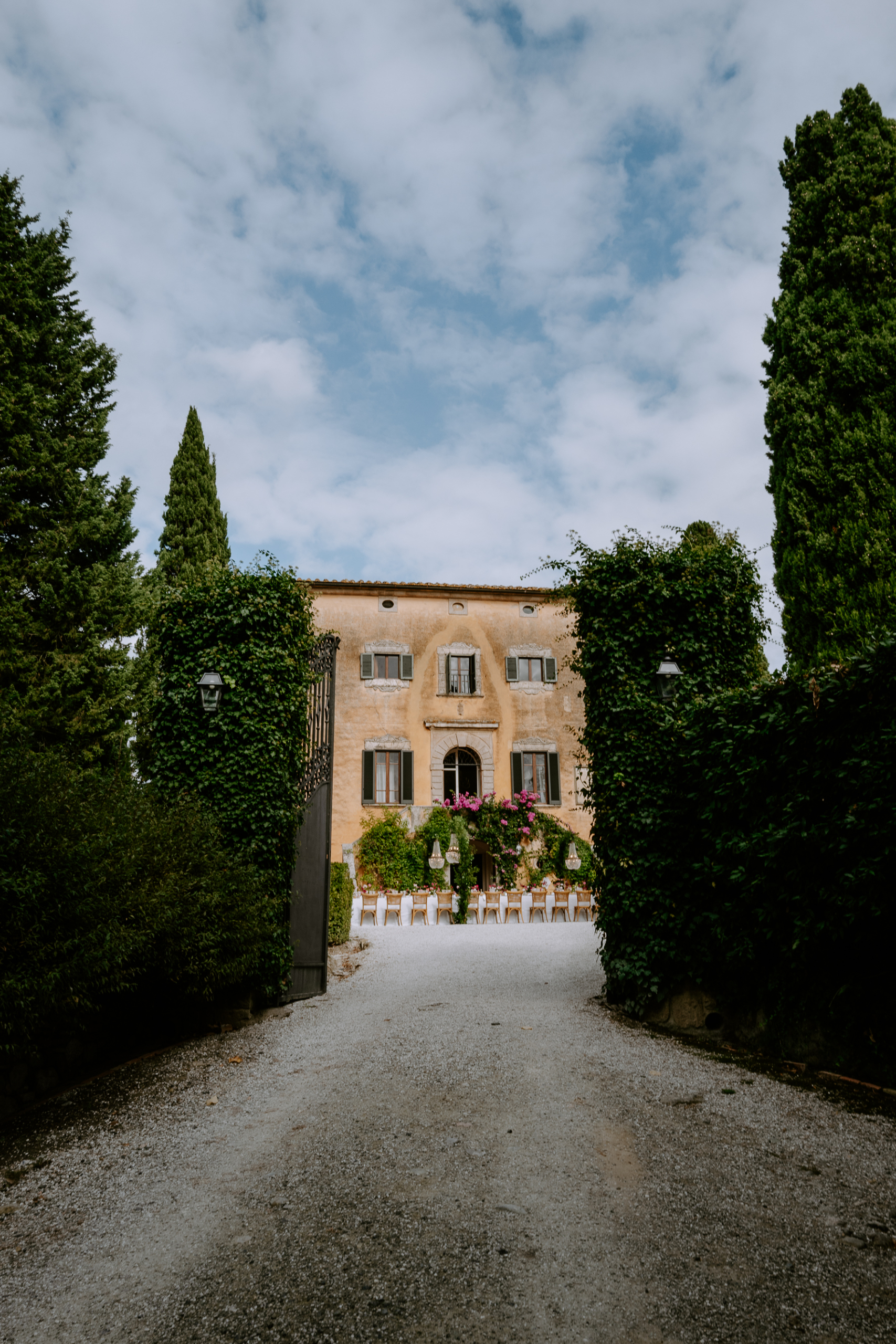 Luxury Wedding in a Villa in Volterra